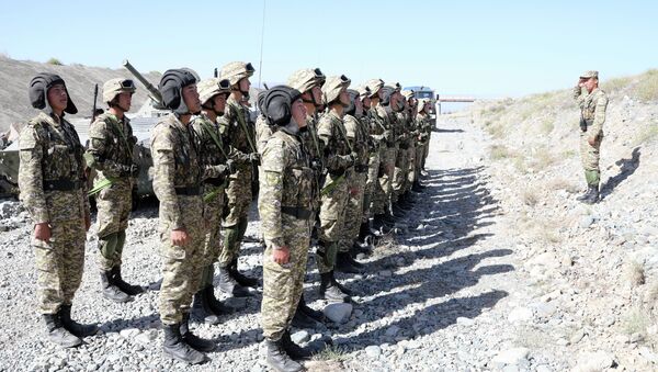 На Исссык-Куле состоялась тренировка военнослужащих Коллективных сил быстрого развертывания Центральноазиатского региона коллективной безопасности (КСБР ЦАР) - Sputnik Кыргызстан