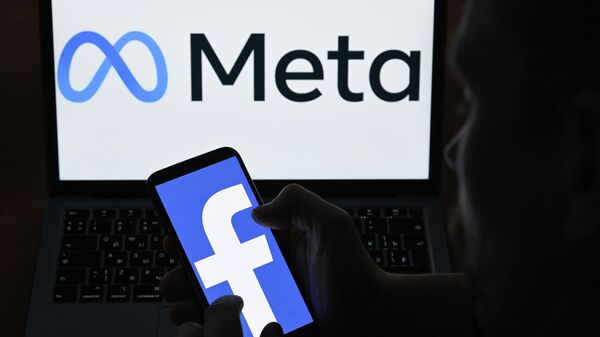 Логотипы компании Facebook и Meta - Sputnik Кыргызстан