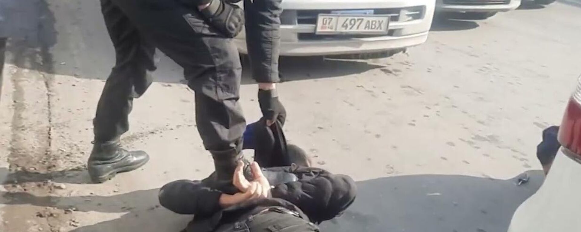 Жалал-Абадда адамдарды карактап жүргөн кылмыштуу топ кармалды. Сүрөт, видео - Sputnik Кыргызстан, 1920, 30.01.2023