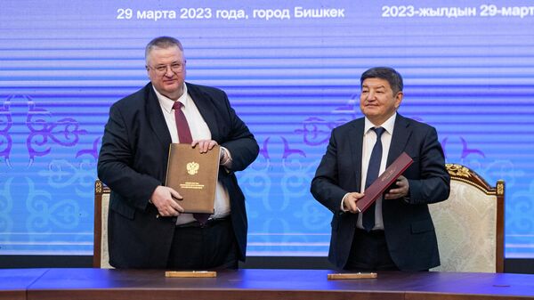 Как в Бишкеке прошло заседание кыргызско-российской межправкомиссии — видео - Sputnik Кыргызстан