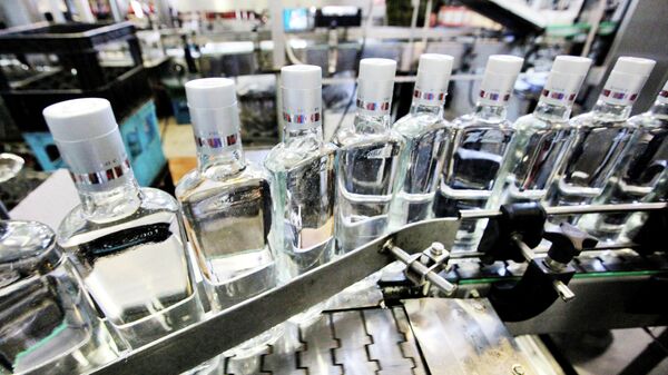 Производство алкогольной продукции. Архивное фото - Sputnik Кыргызстан