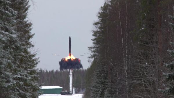 Запуск межконтинентальной баллистической ракеты. Архивное фото - Sputnik Кыргызстан