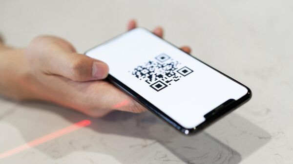 QR-код аркылуу менен төлөм. Иллюстративдик сүрөт - Sputnik Кыргызстан