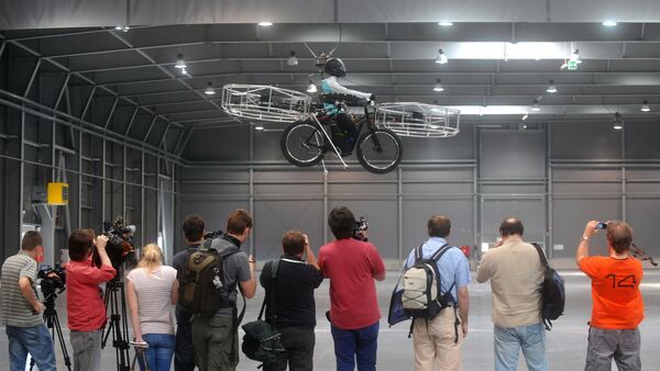 Летающий велосипед (Flying Bike) чешской компании. Архивное фото - Sputnik Кыргызстан